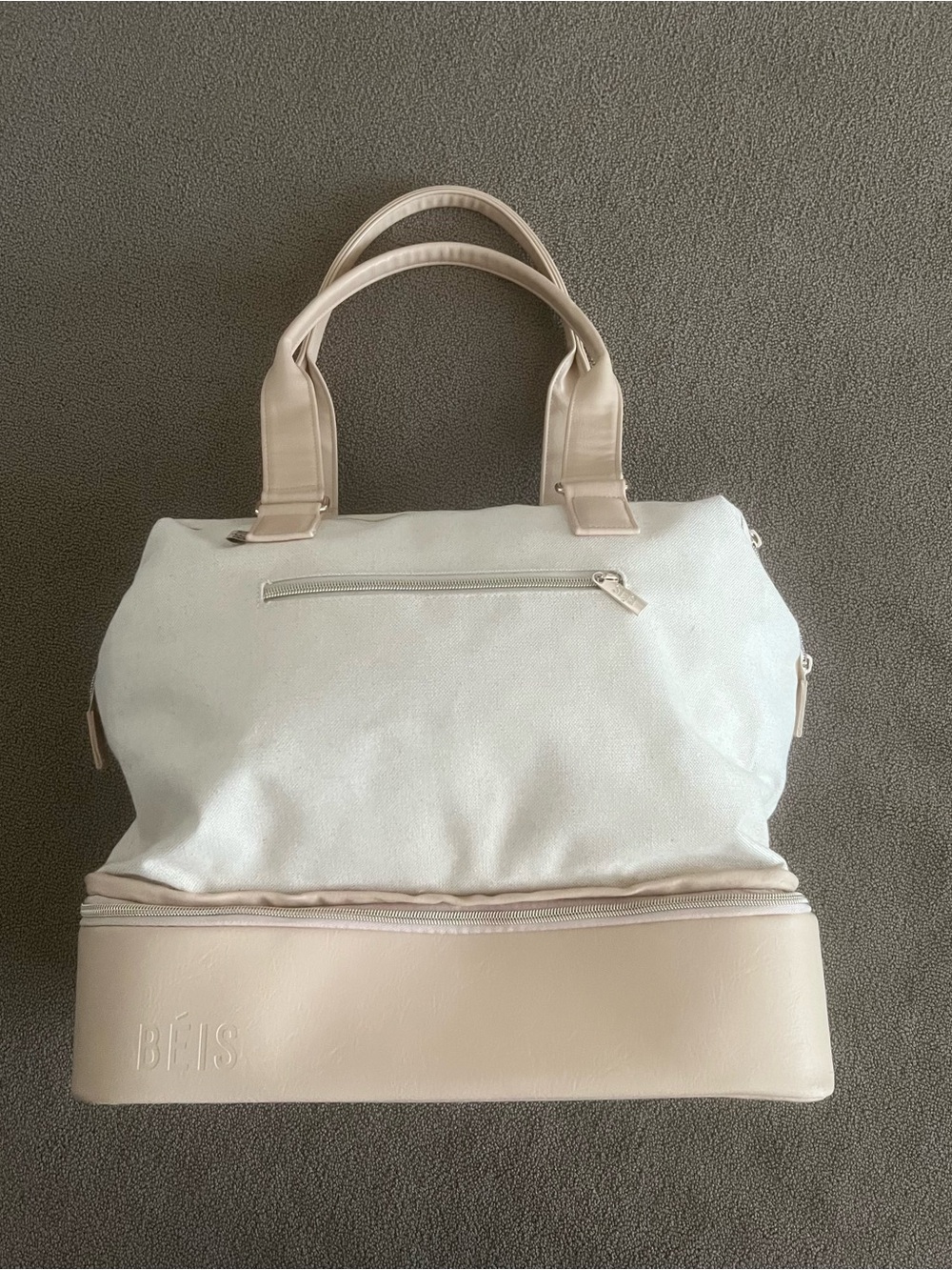 Beis Mini Weekender